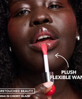 Sweet Treat Lip Oil in Cherry Glaze – applicator